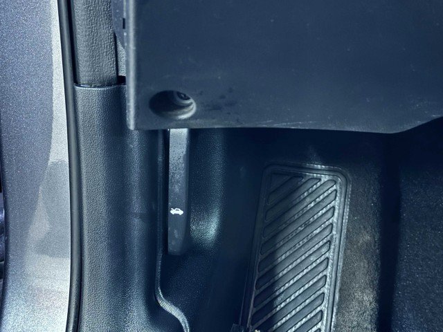 Used 2015 Hyundai Genesis 3.8 image 36