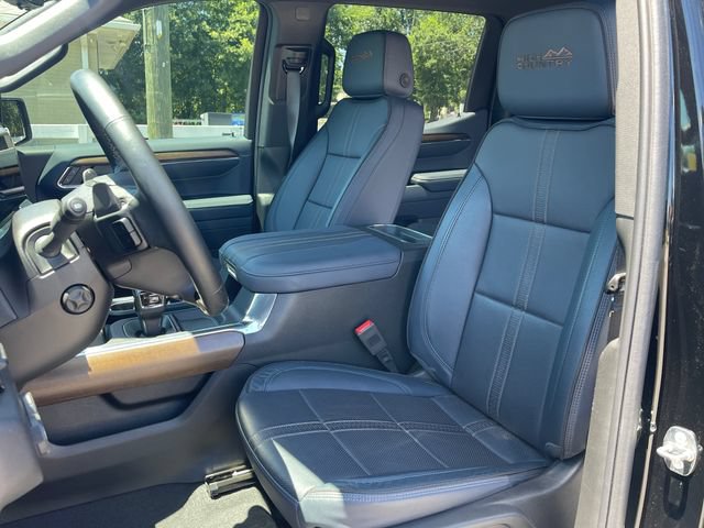 Used 2024 Chevrolet Silverado 1500 High Country w/ Technology Package AWD/4WD image 13