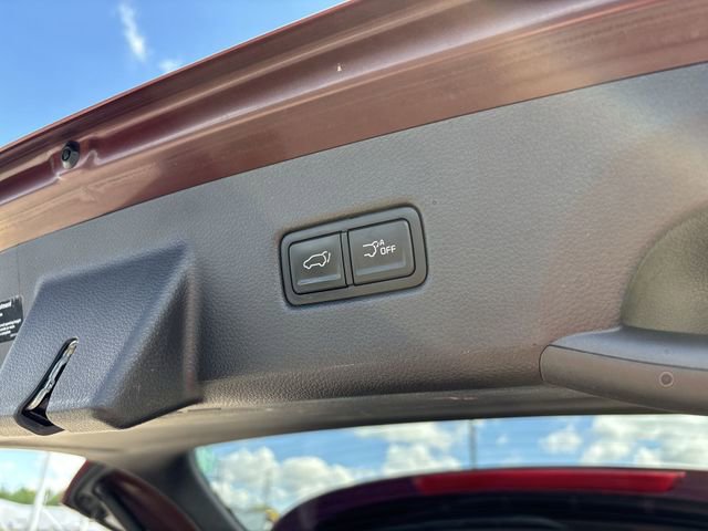 Used 2024 Kia Carnival SX FWD image 16
