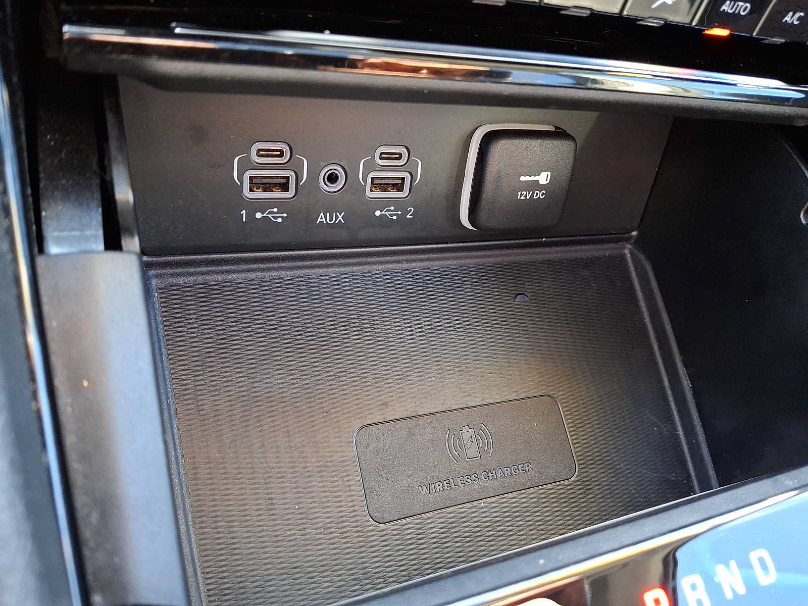 Used 2023 Jeep Grand Cherokee Limited w/ Luxury Tech Group II AWD/4WD image 26
