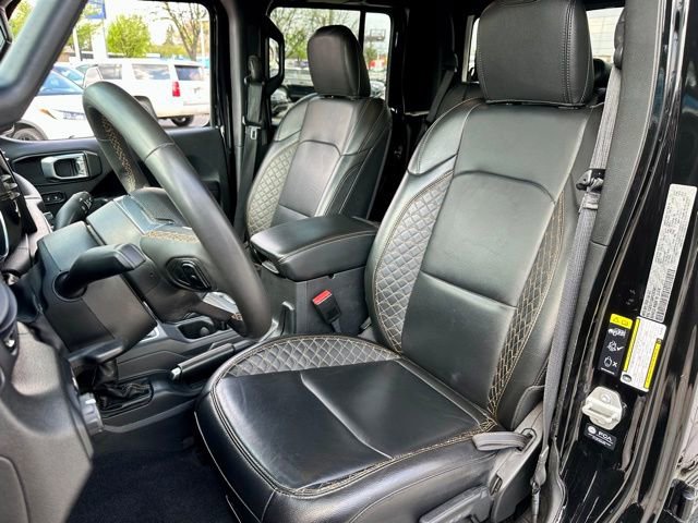 Used 2023 Jeep Gladiator Overland AWD/4WD image 14