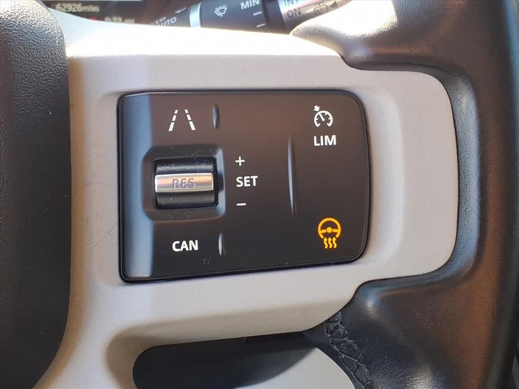 Used 2020 Land Rover Defender 110 S image 11