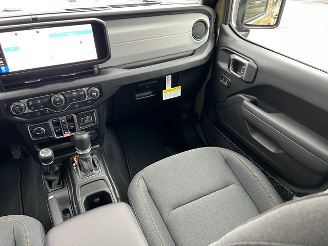 New 2026 Jeep Gladiator Sport AWD/4WD image 32