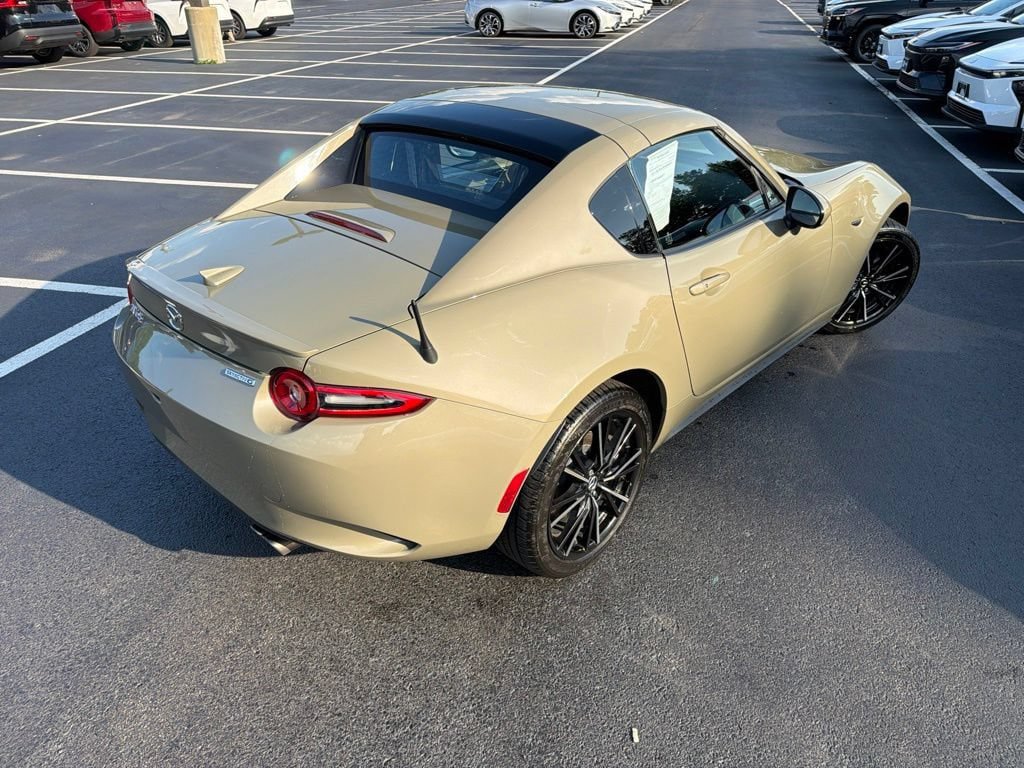 Used 2024 MAZDA MX-5 Miata RF Grand Touring RWD image 6