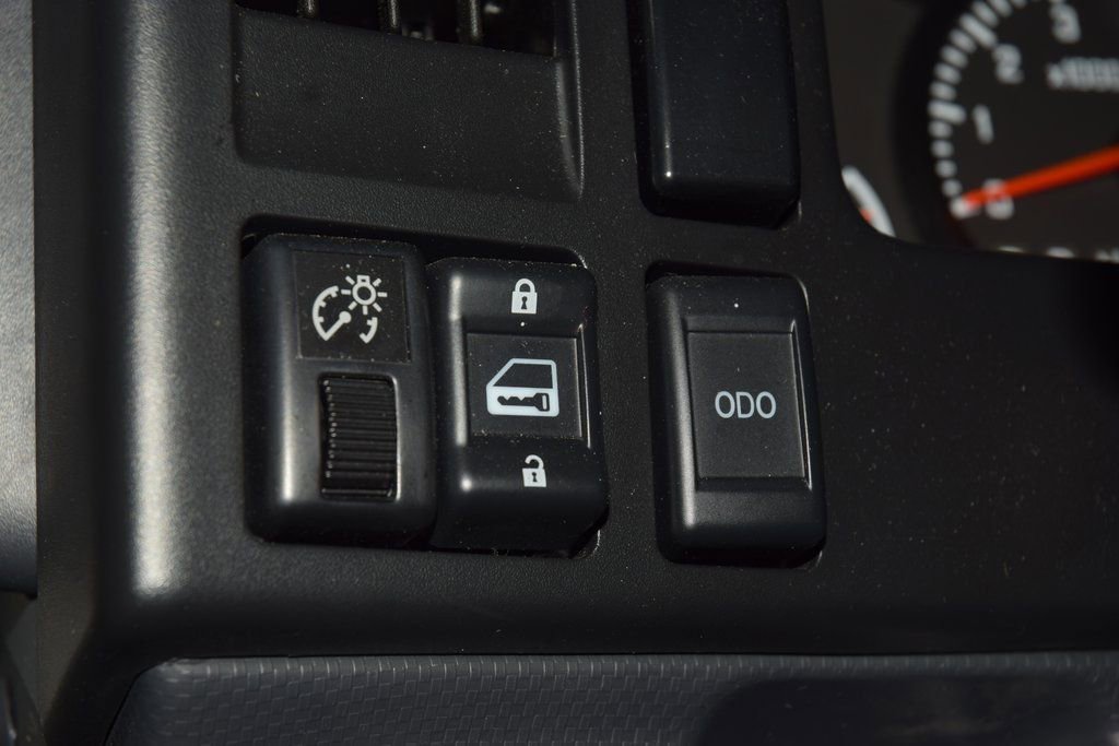 Used 2024 Chevrolet Low Cab Forward 5500XG image 21