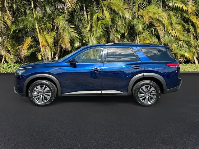 Used 2024 Nissan Pathfinder SV image 8