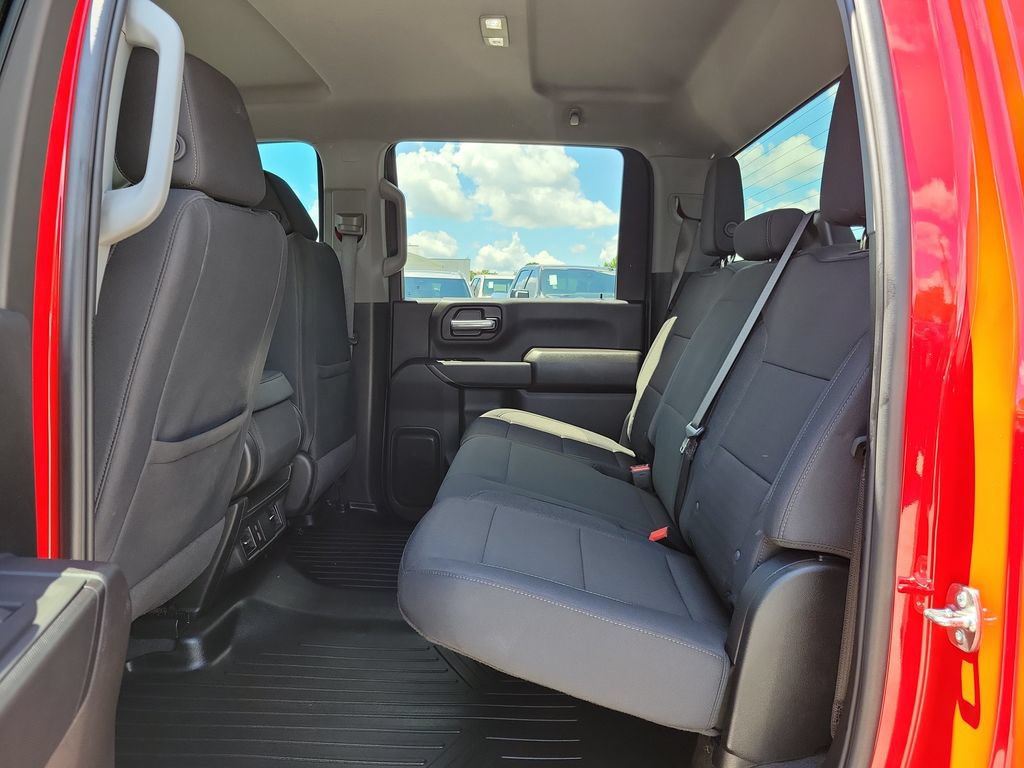 Used 2025 Chevrolet Silverado 2500 Custom w/ Custom Value Package AWD/4WD image 15