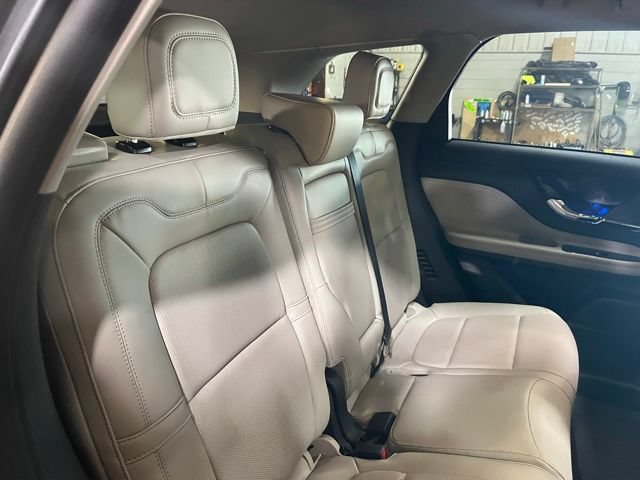 Certified 2025 Lincoln Corsair Reserve AWD/4WD image 27
