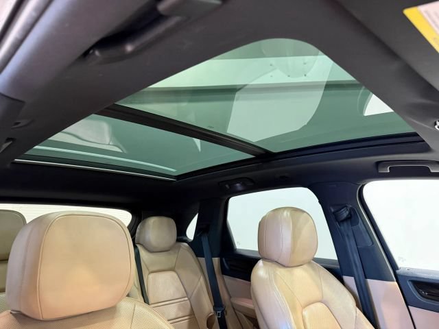 Used 2019 Porsche Cayenne AWD/4WD image 29