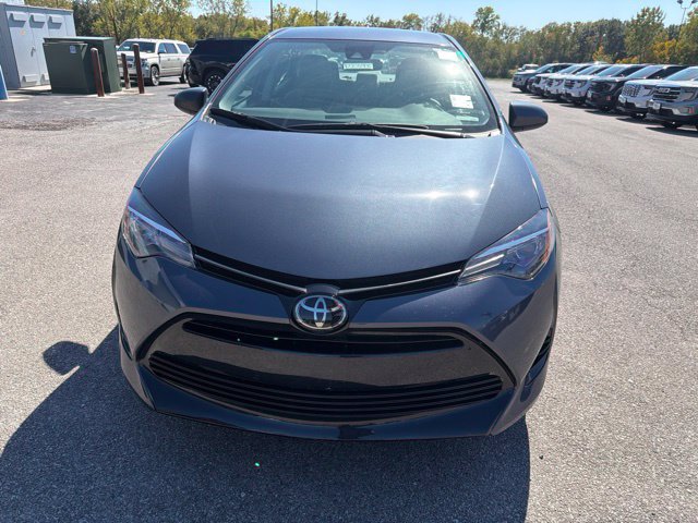 Used 2017 Toyota Corolla LE w/ Carpet Mat Package (TMS) FWD image 5