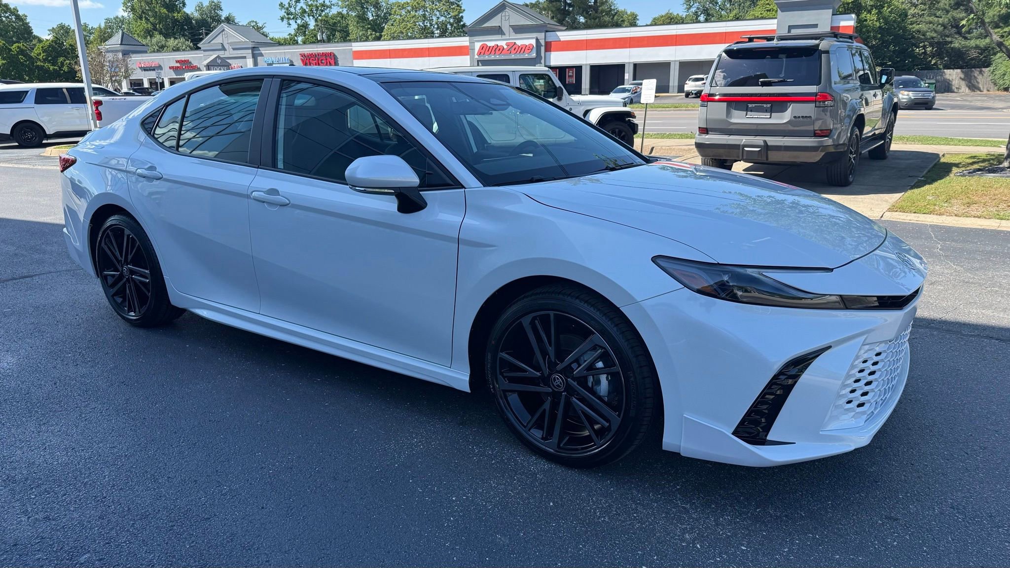 Used 2026 Toyota Camry XSE FWD image 6