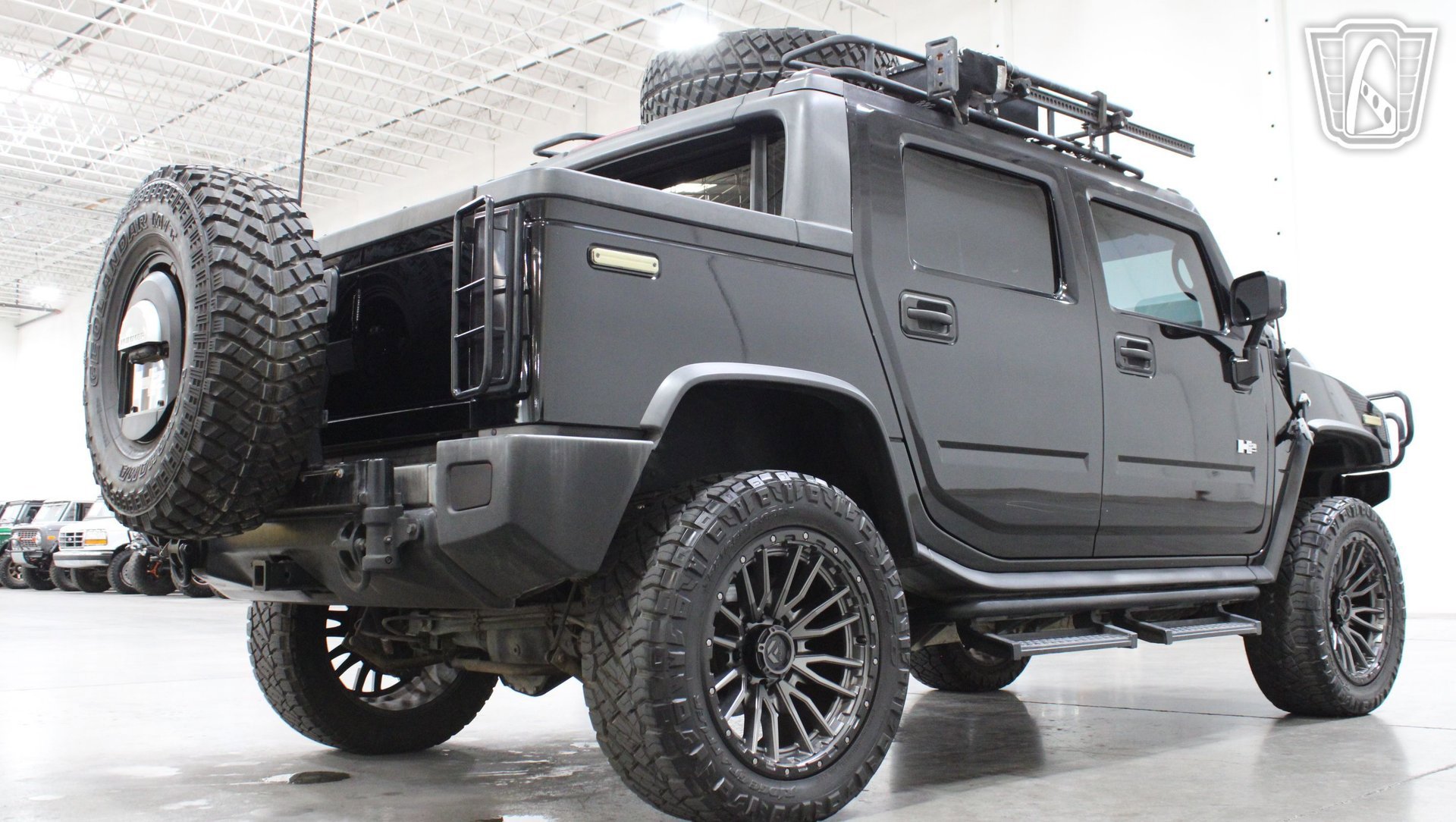Used 2005 HUMMER H2 SUT w/ Preferred Equipment Group AWD/4WD image 23
