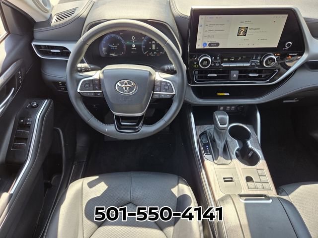 Used 2023 Toyota Highlander Platinum image 17