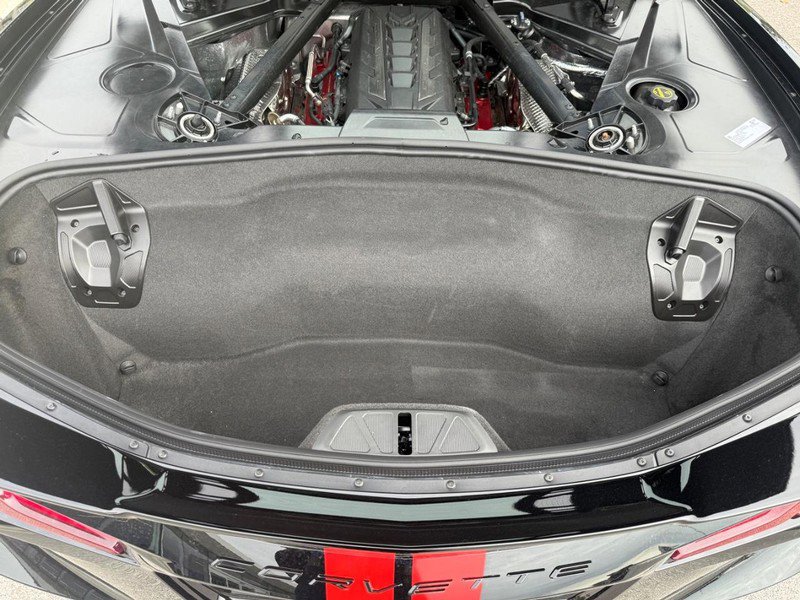 Used 2024 Chevrolet Corvette Stingray Premium Cpe w/ Z51 Performance Package image 5