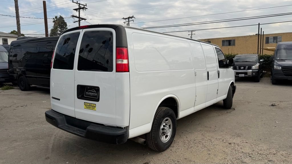 Used 2019 Chevrolet Express 2500 Extended w/ Driver Convenience Package RWD image 4