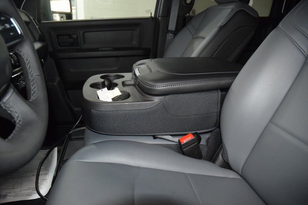 Used 2025 RAM 5500 Tradesman w/ Safety Group image 31