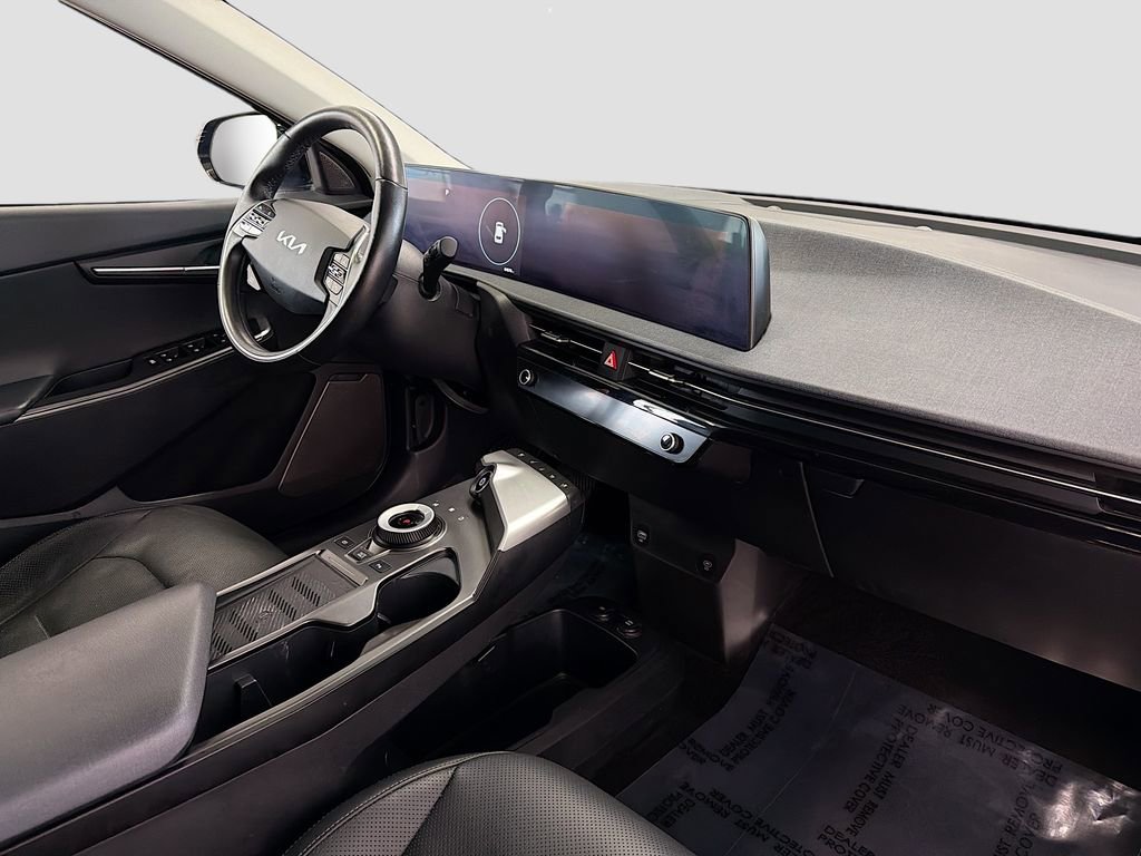 Used 2022 Kia EV6 Wind image 30