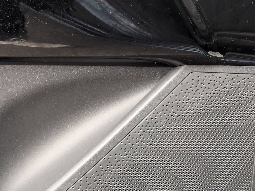 Certified 2023 Kia Niro Wind FWD image 25