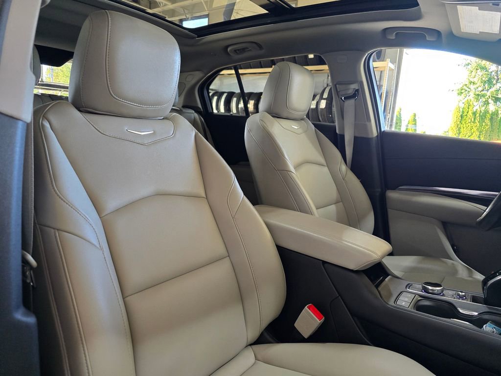 Used 2022 Cadillac XT4 Luxury image 28
