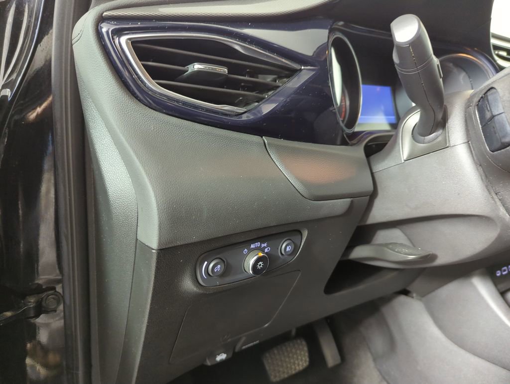 Used 2023 Buick Encore GX Select image 26