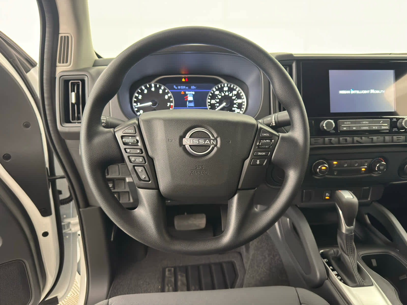 New 2026 Nissan Frontier S image 12