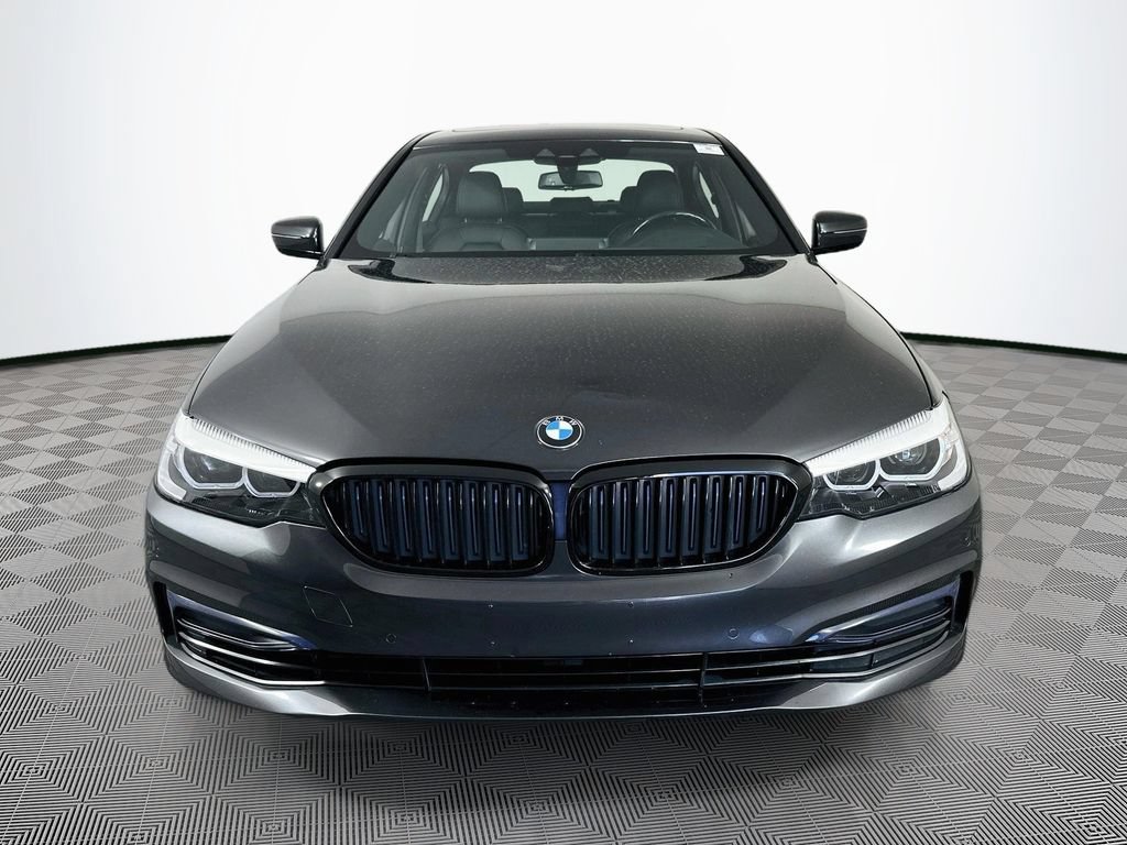 Used 2019 BMW 530e xDrive w/ Convenience Package AWD/4WD image 3