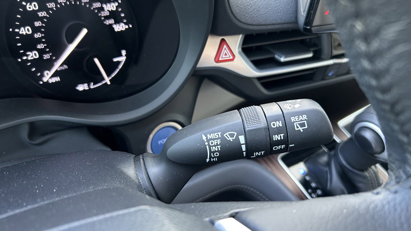 Used 2023 Toyota Sienna XLE FWD image 21