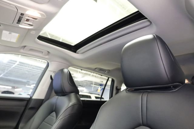 Used 2024 Toyota Highlander XLE image 22