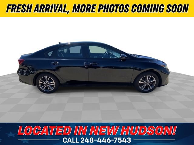 Used 2023 Kia Forte LXS FWD image 3