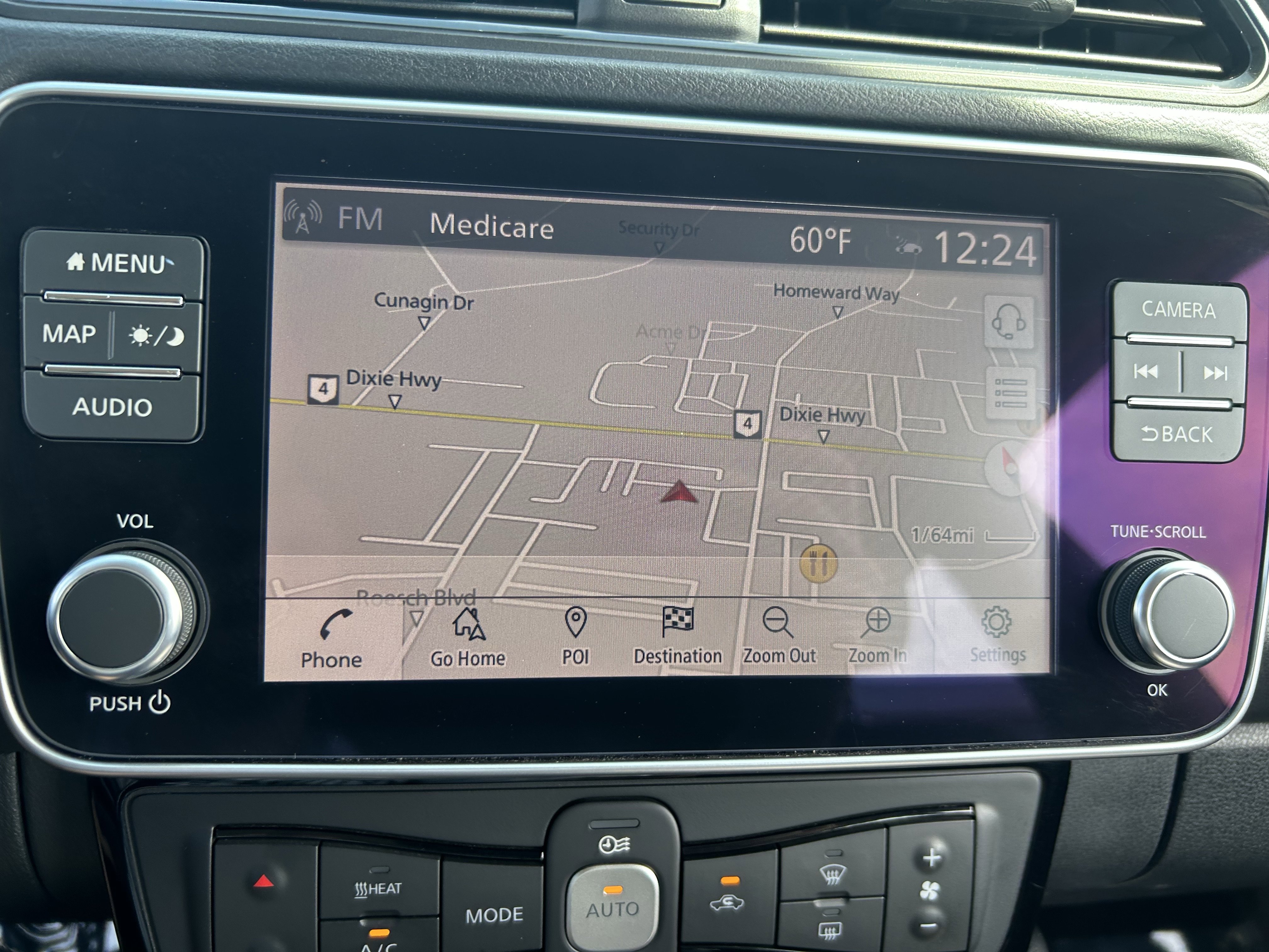 Used 2022 Nissan Leaf SV image 14