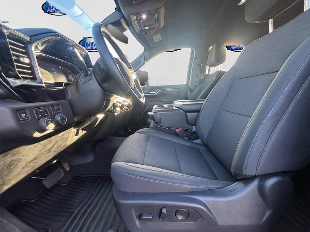 Used 2026 Chevrolet Silverado 1500 LT AWD/4WD image 15