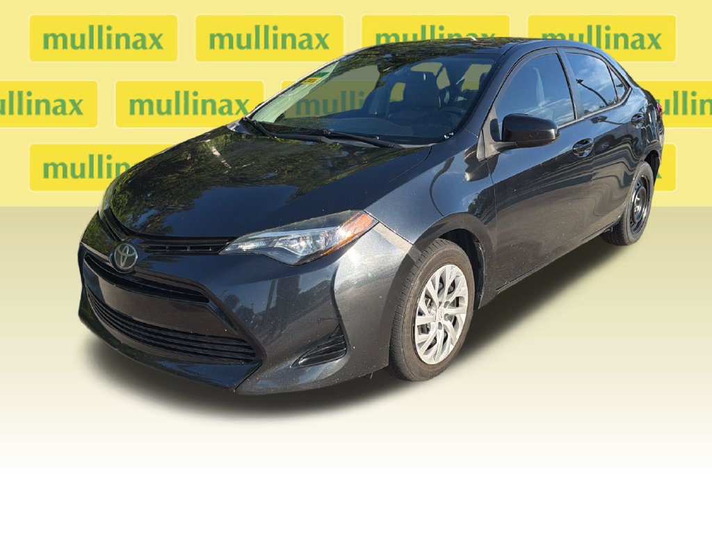 Used 2018 Toyota Corolla LE FWD image 13
