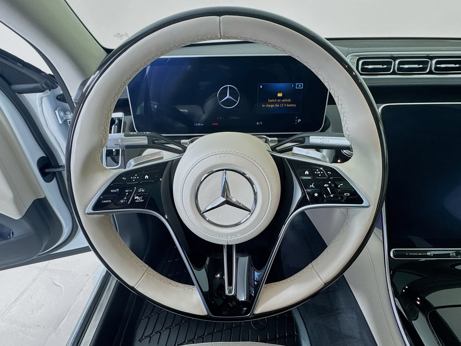 Used 2024 Mercedes-Benz S 500 4MATIC image 11