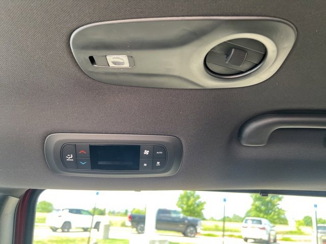 New 2026 Chrysler Pacifica Select image 23