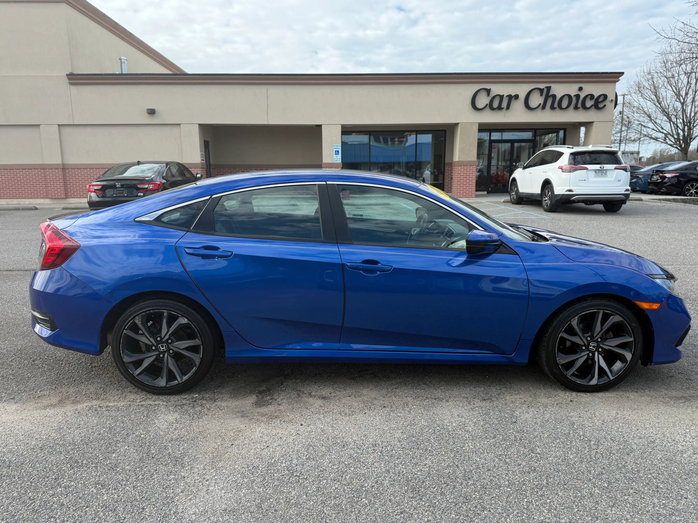 Used 2019 Honda Civic Sport image 7