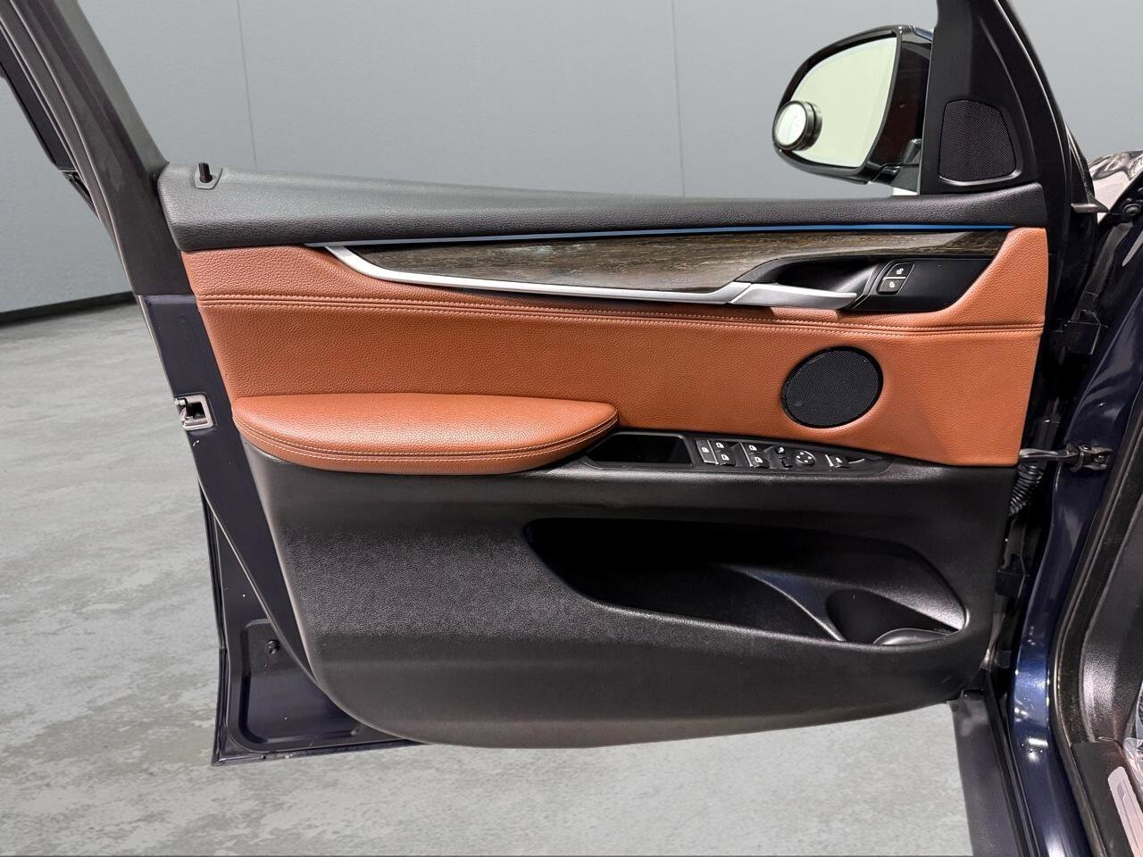 Used 2017 BMW X5 xDrive35i image 33