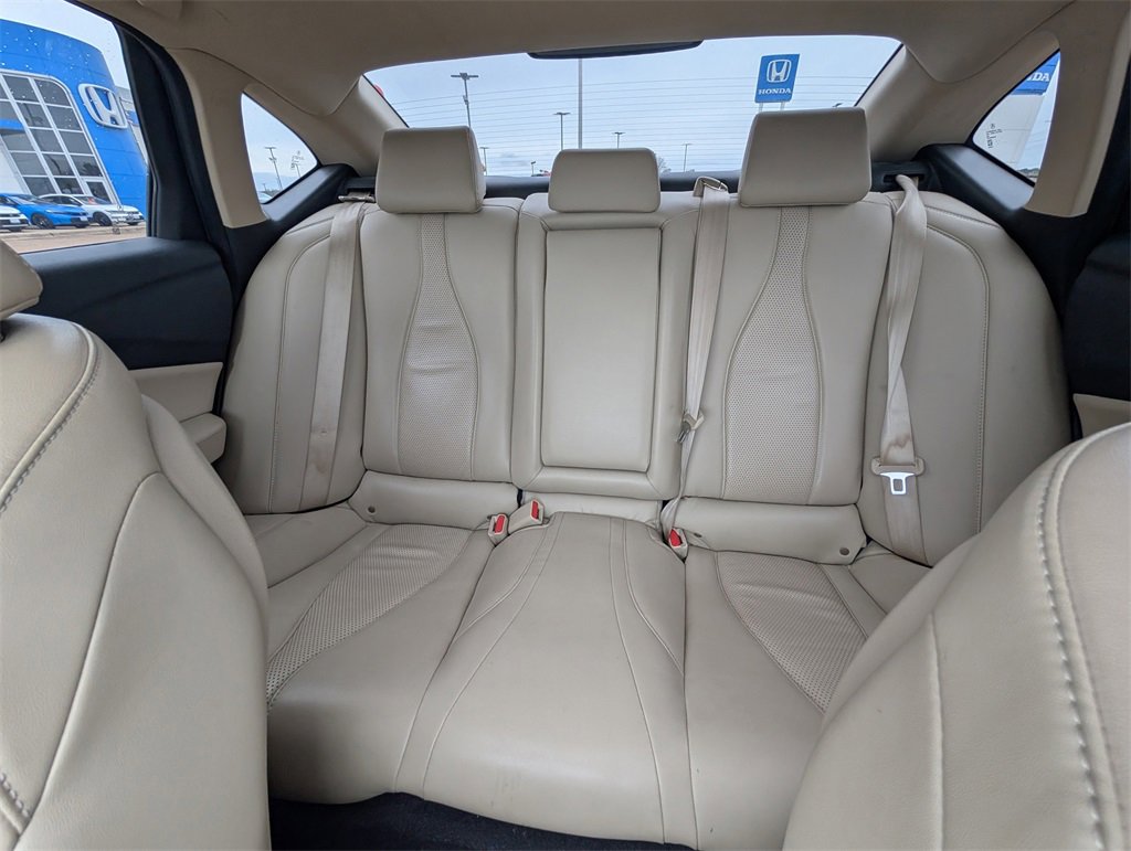 Used 2021 Acura TLX w/ Technology Package image 12