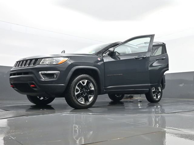 Used 2018 Jeep Compass Trailhawk w/ Navigation Group image 34