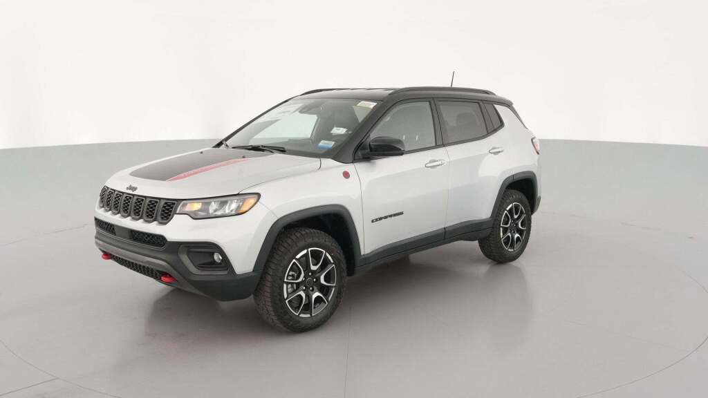 New 2026 Jeep Compass Trailhawk image 1