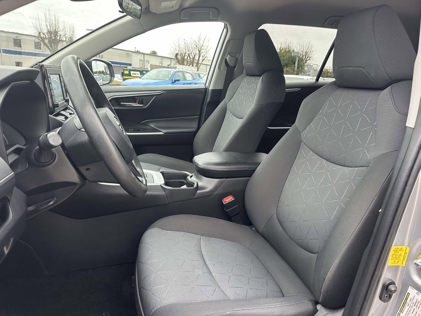 Used 2020 Toyota RAV4 XLE w/ All Weather Liner Package image 15