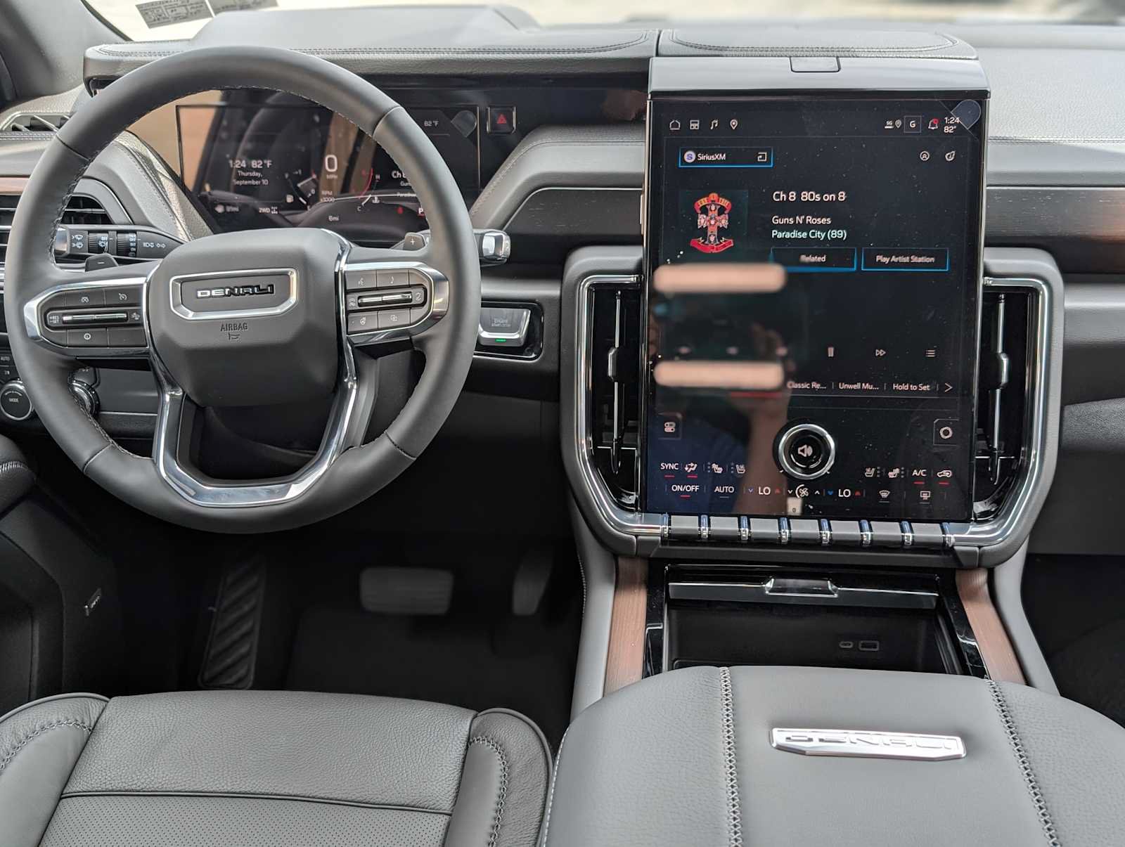 New 2026 GMC Yukon Denali AWD/4WD image 5