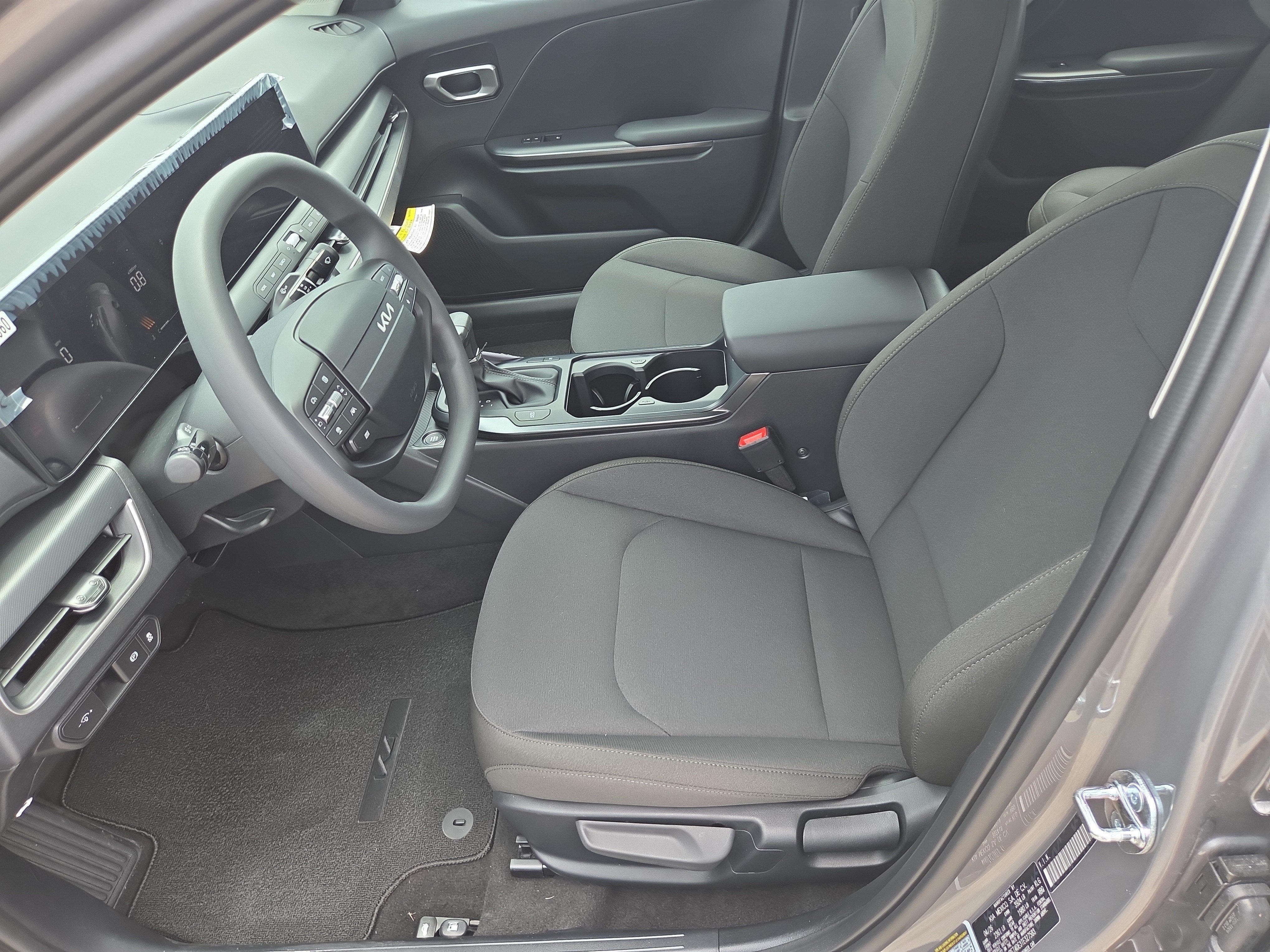 New 2026 Kia K4 FWD image 4