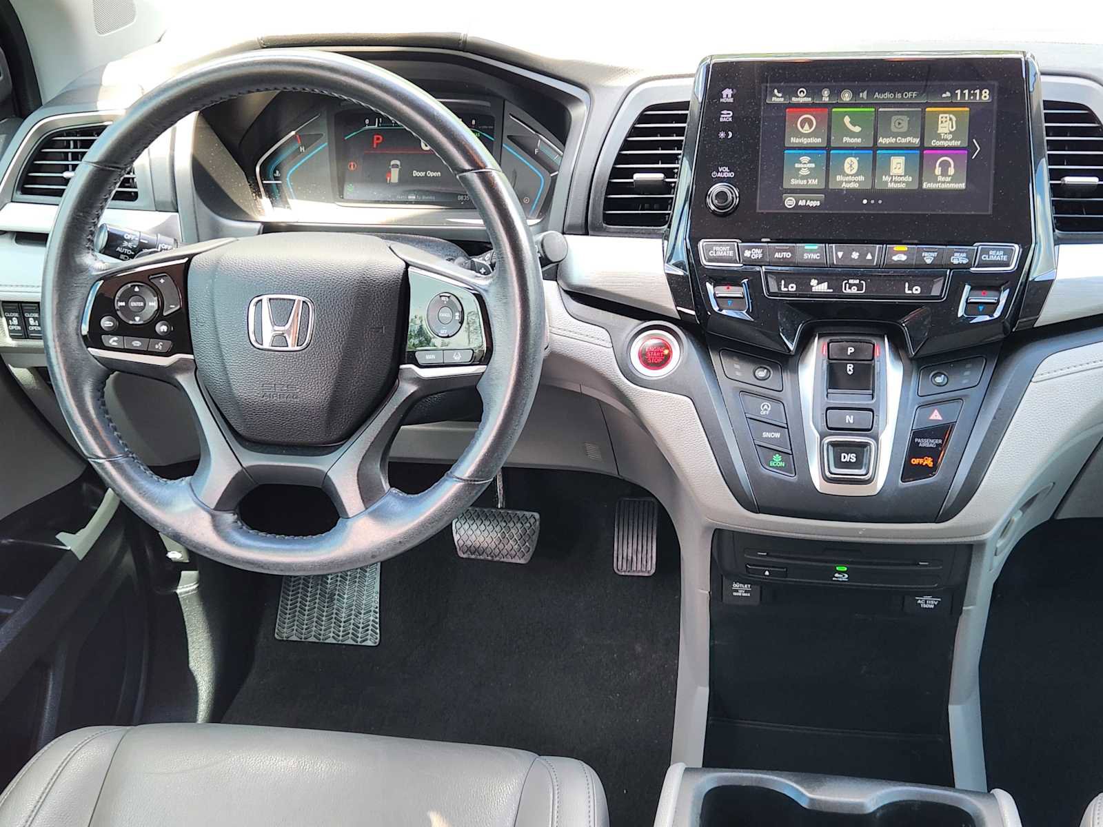Used 2018 Honda Odyssey Touring image 27