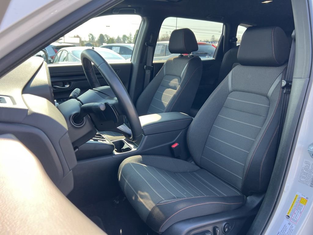 Used 2025 Honda CR-V Sport image 18