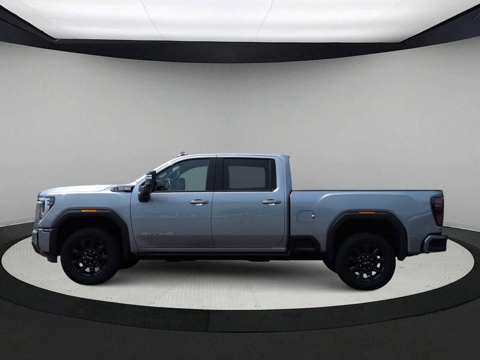 Used 2026 GMC Sierra 2500 AT4 w/ AT4 Premium Plus Package AWD/4WD image 5
