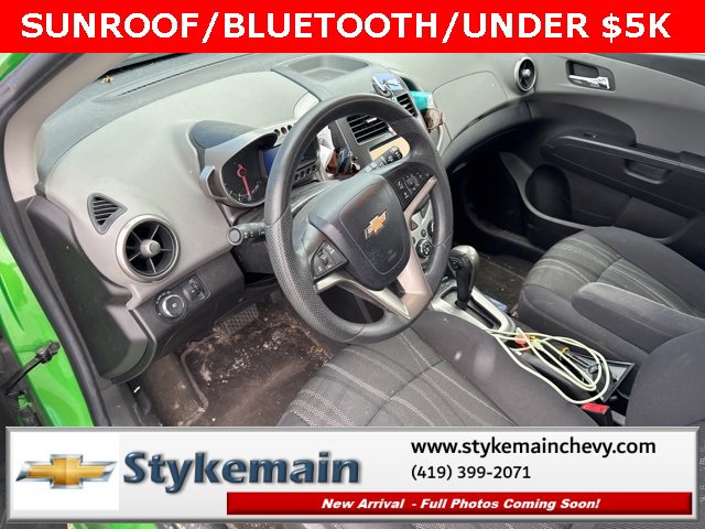 Used 2015 Chevrolet Sonic LT image 16