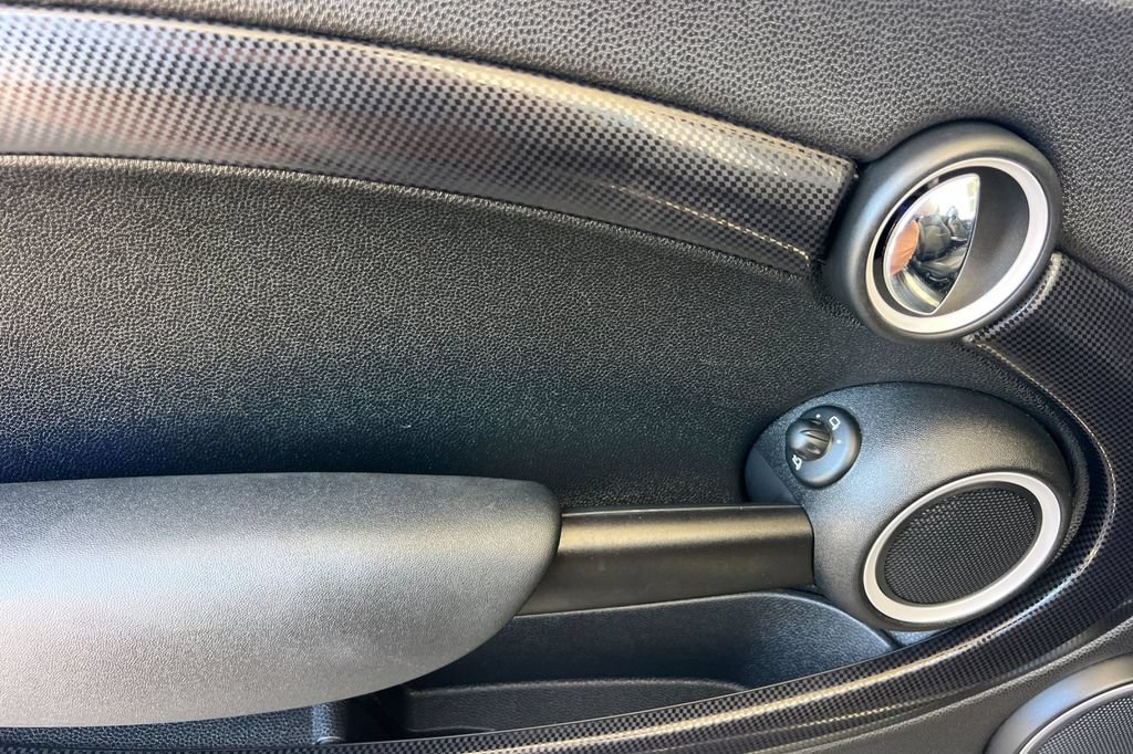 Used 2015 MINI Cooper Roadster S FWD image 14
