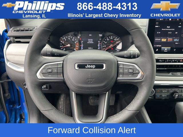 Used 2023 Jeep Compass Limited image 13