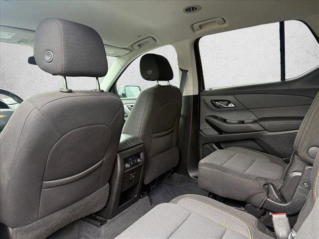 Used 2020 Chevrolet Traverse LT FWD image 18