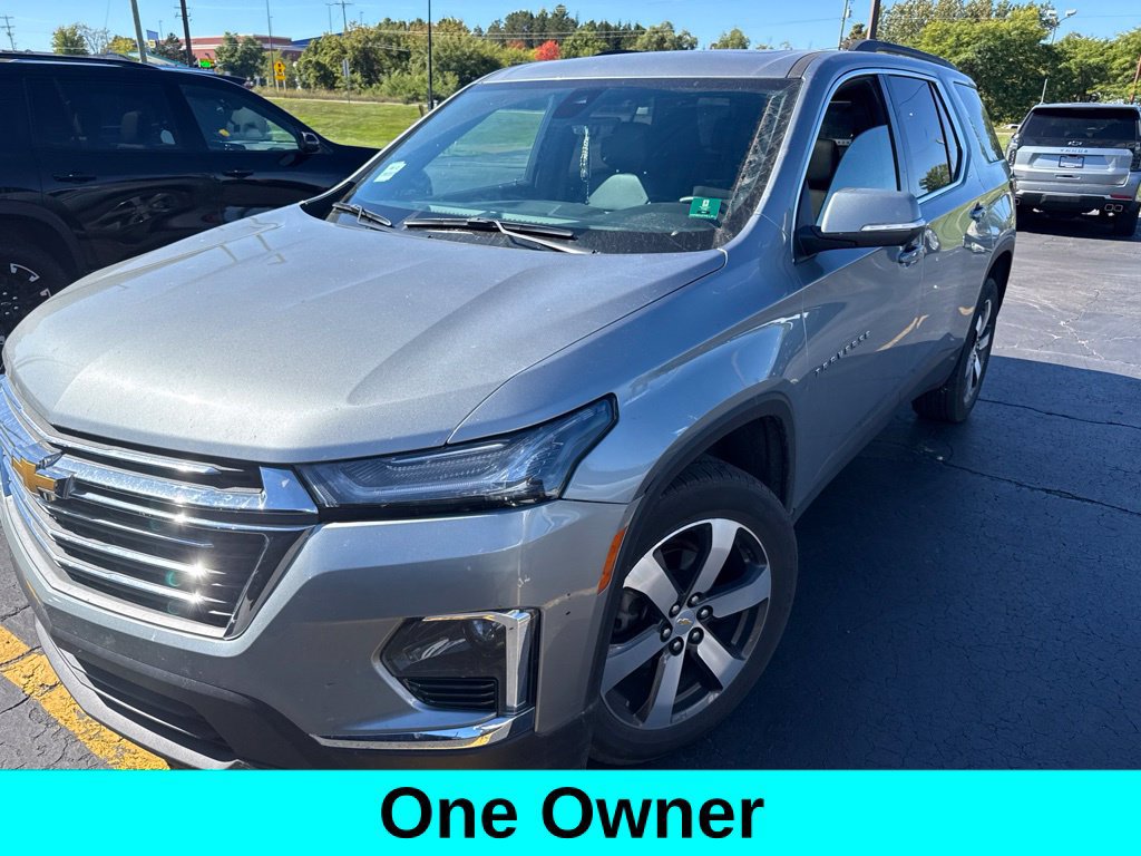 Used 2023 Chevrolet Traverse LT w/ LT Premium Package